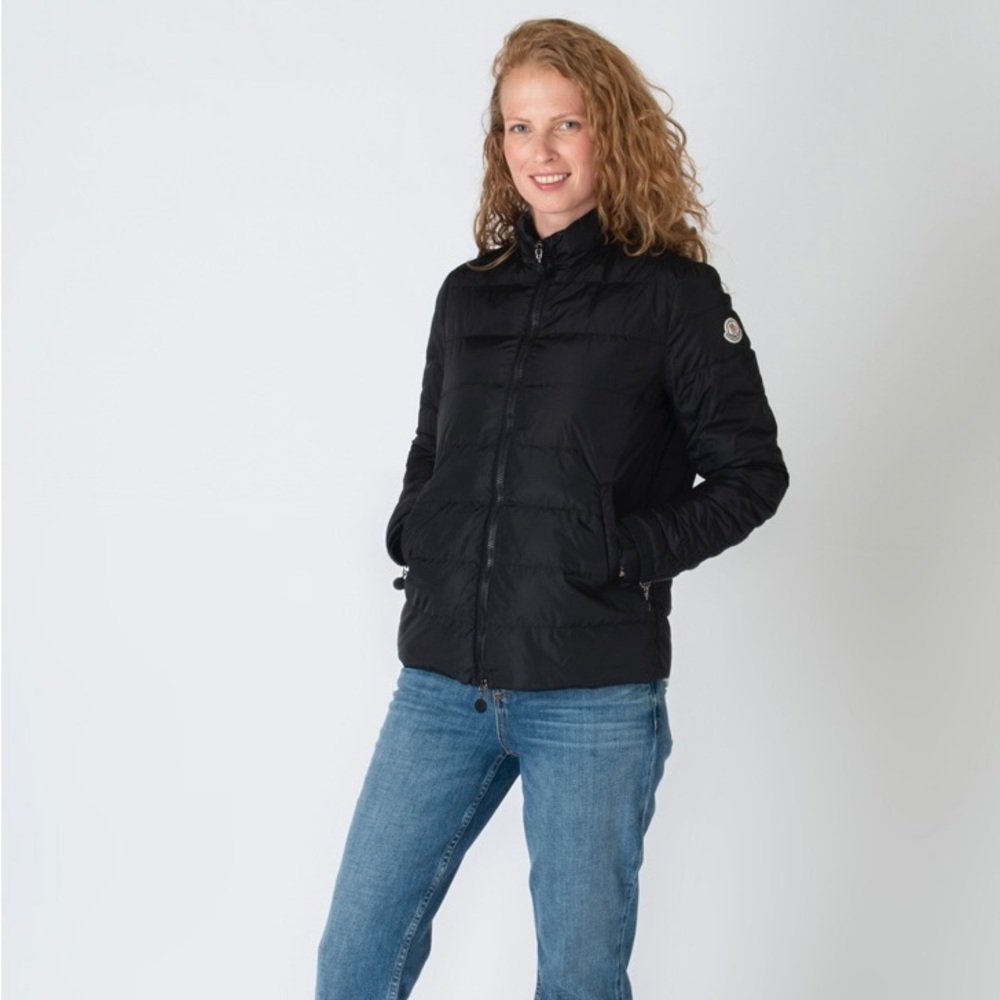 ⭐️Moncler Ruffle Sleeve puffer jacket